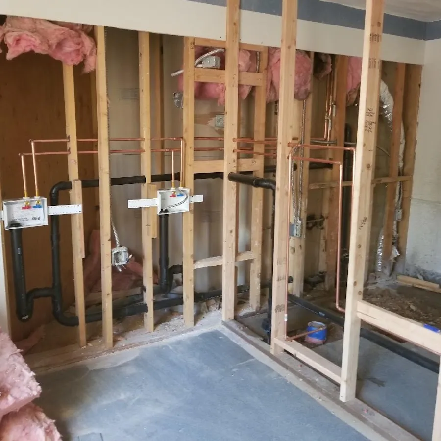 Copper pipe rough-in and plumbing installation in Kirtland